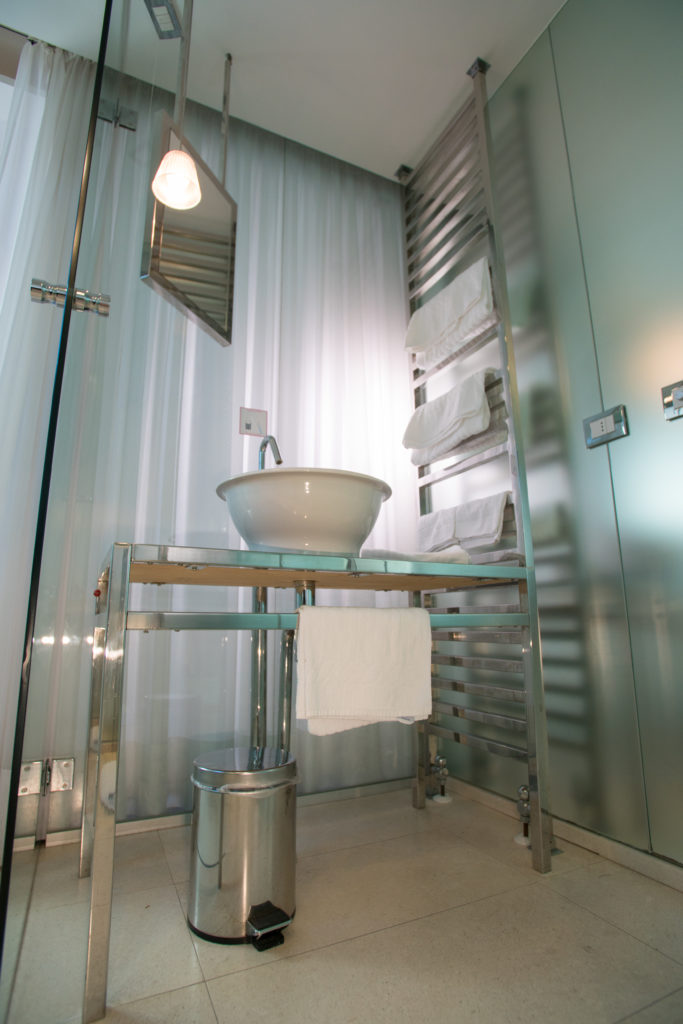 Bathroom Superior room iDesign San Marino