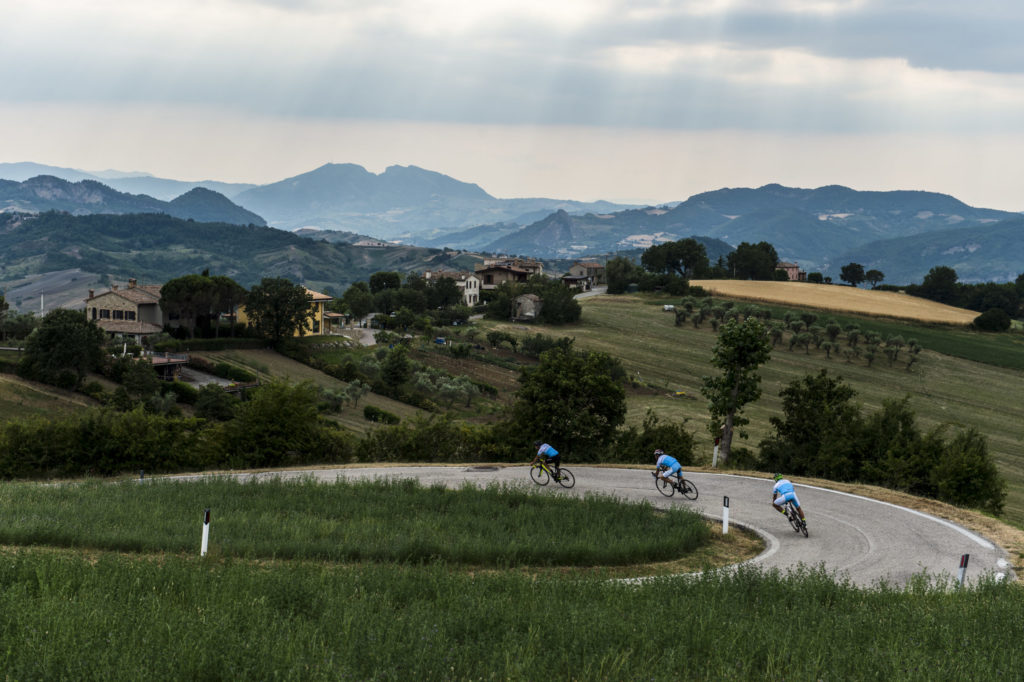 ciclisti su strada a San Marino